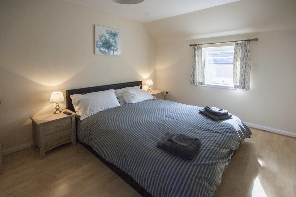 4 Varis Apartments Форрес Экстерьер фото